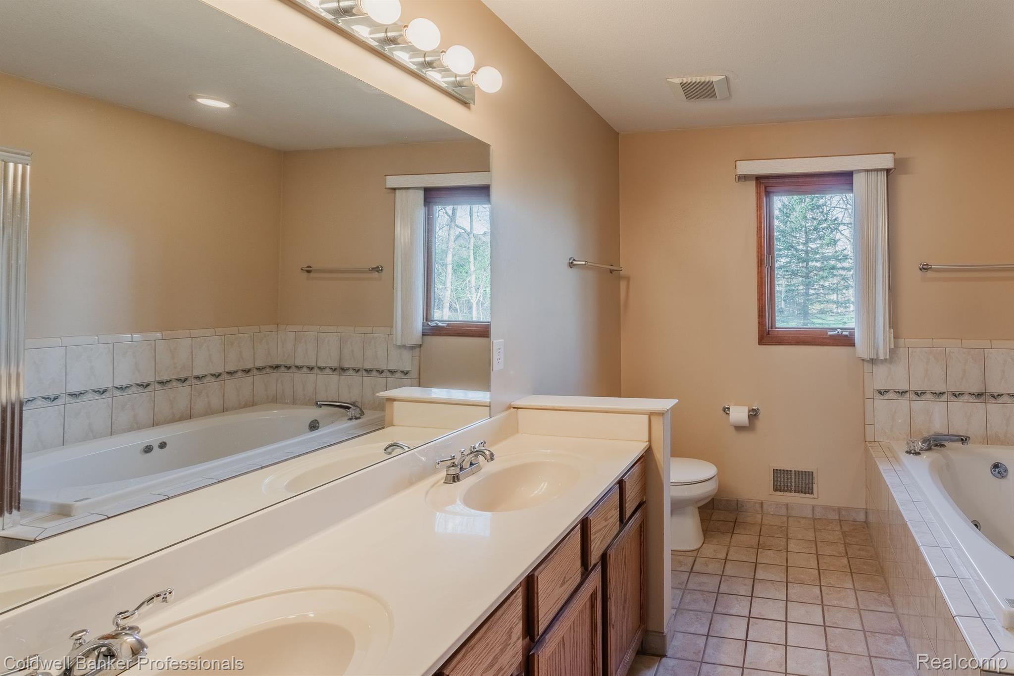 24296 Woodham Road Novi, MI 48374 - Photo 16 of 42
