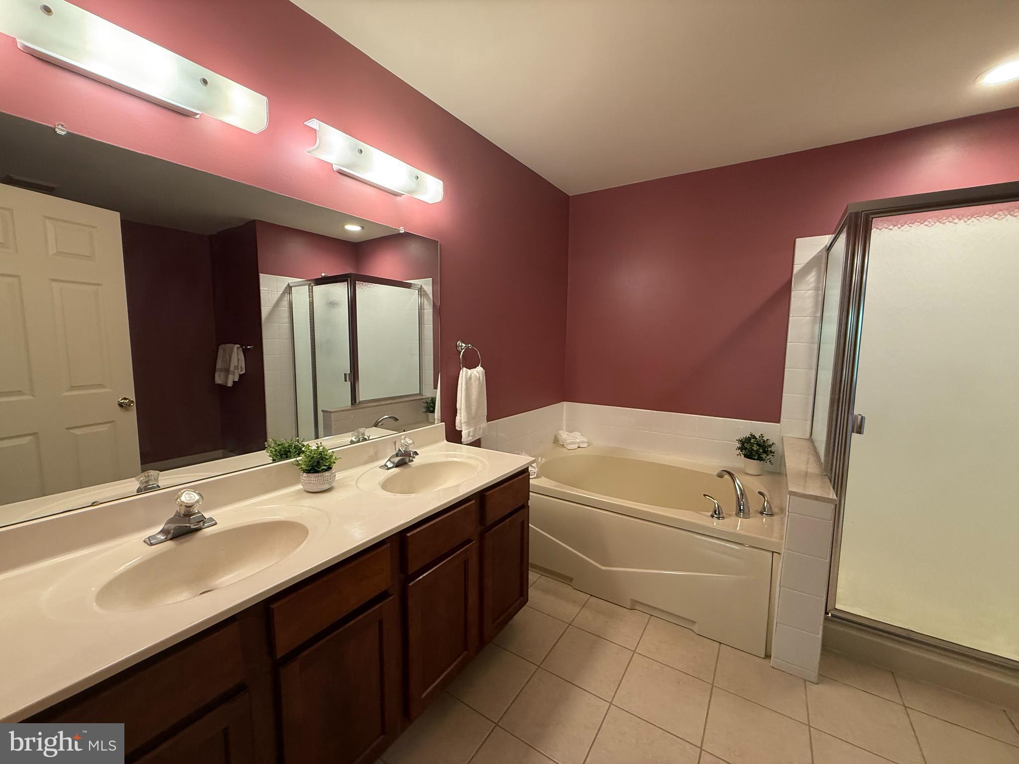 102 Regents Court Malvern, PA 19355 - Photo 14 of 21