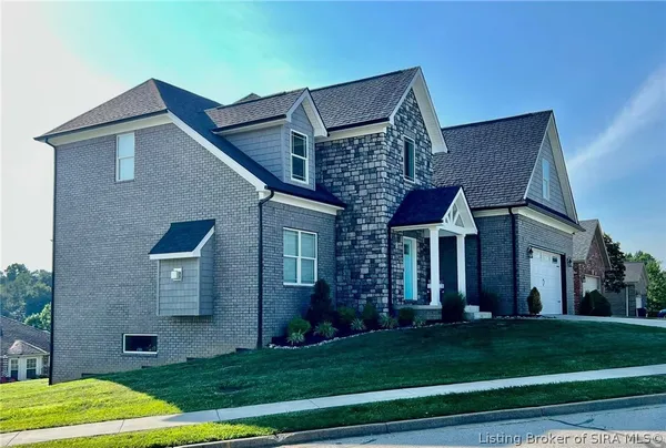 $479,900 | 7901 Hillside Drive, Sellersburg, IN 47172