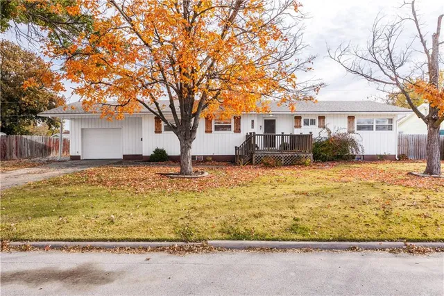 $212,000 | 1308 North 7th Street, Neodesha, KS 66757