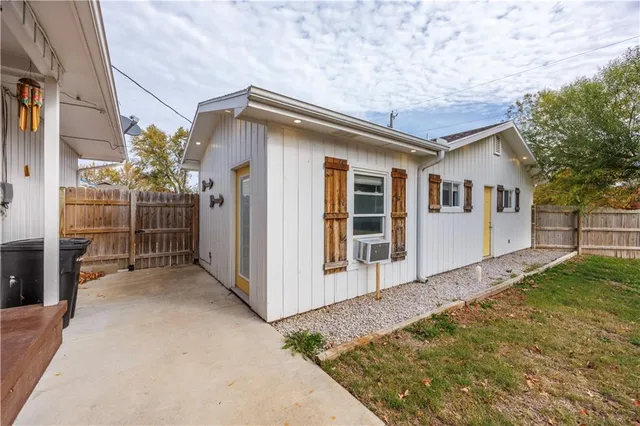 $212,000 | 1308 North 7th Street, Neodesha, KS 66757