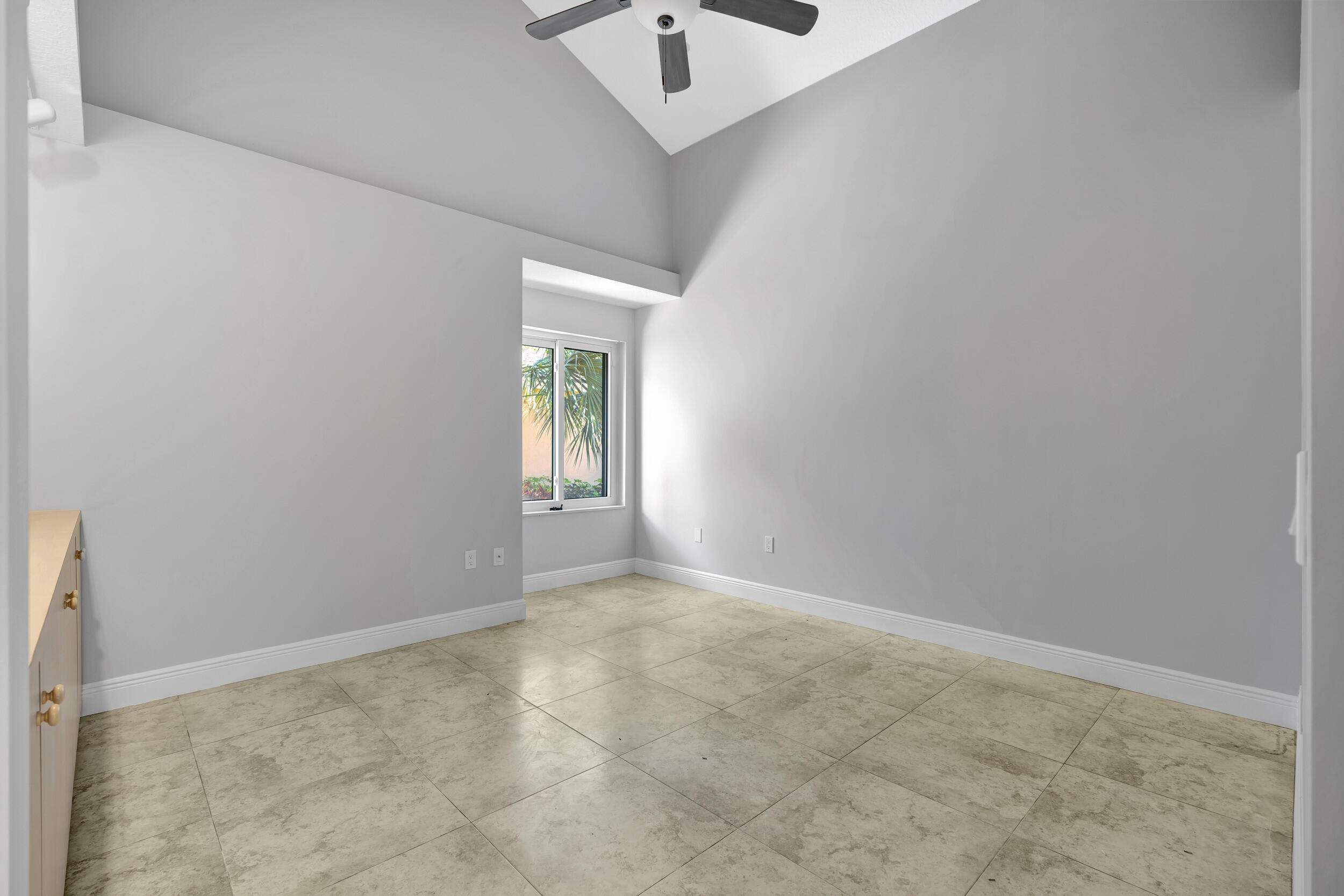 143 Cape Pointe Circle Jupiter, FL 33477 - Photo 31 of 44 3rd Bedroom