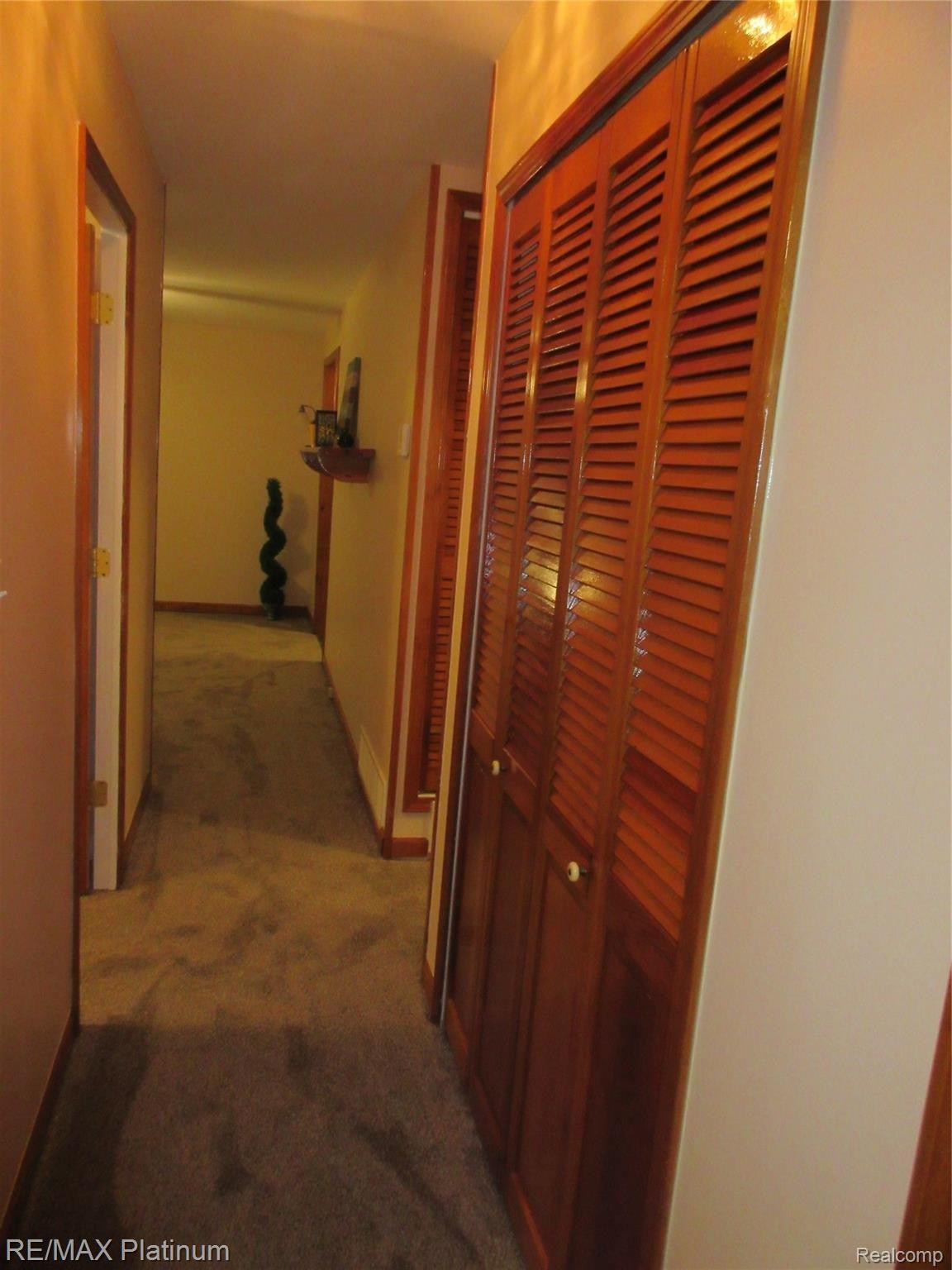 9233 Lee Road Brighton, MI 48116 - Photo 19 of 35 2020-03-27 06.17