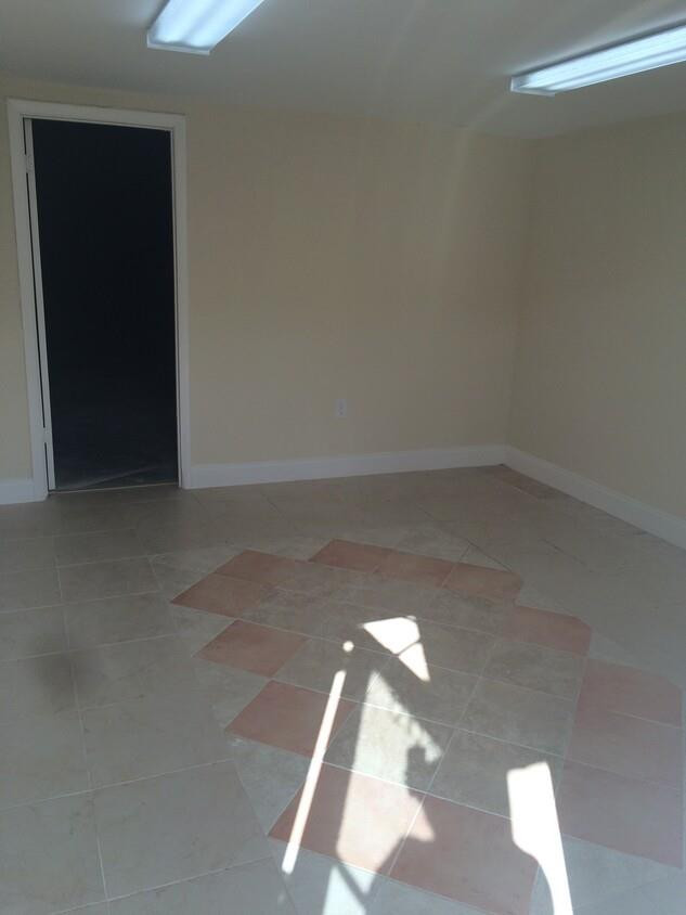 1200 Stirling Road, Unit 9A Dania Beach, FL 33004 - Photo 4 of 5 Photo 4