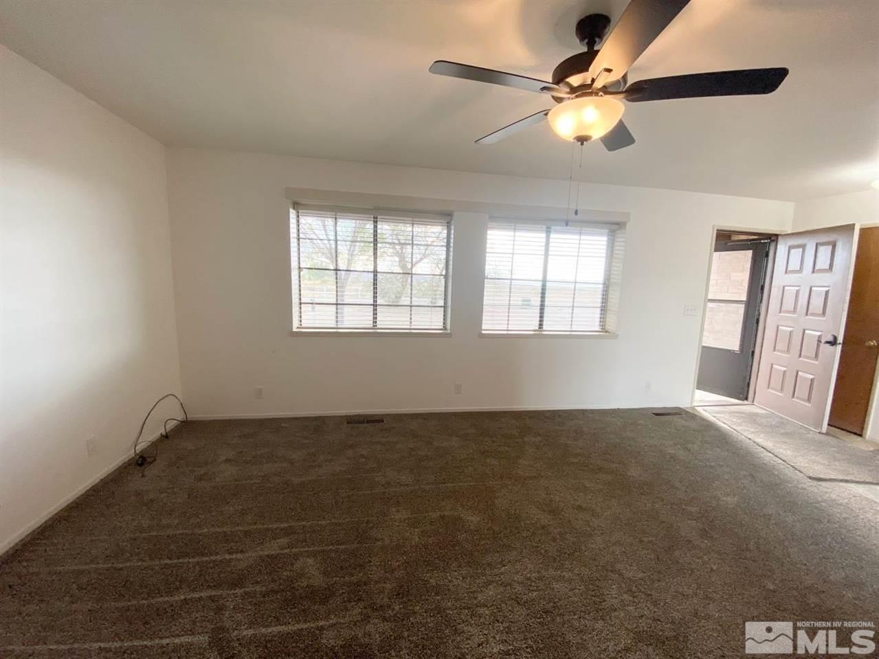 1033 Butte View Fallon, NV 89406 - Photo 8 of 29 Photo 8