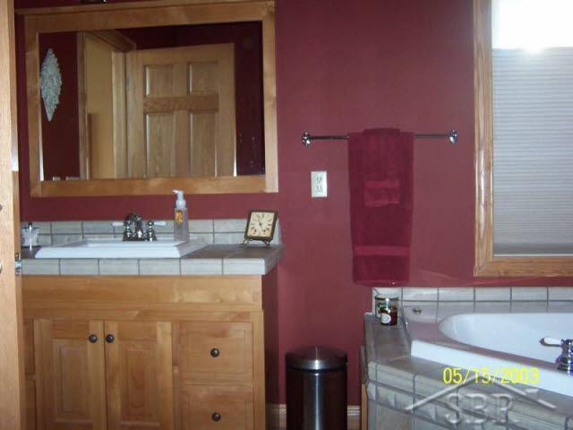 3918 South Sasse Road Hemlock, MI 48626 - Photo 13 of 16 20043128-12.JPG