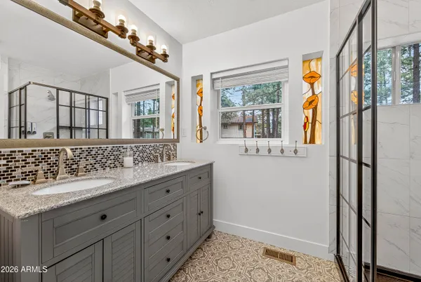 $1,199,500 | 530 East Charles Road, Flagstaff, AZ 86001