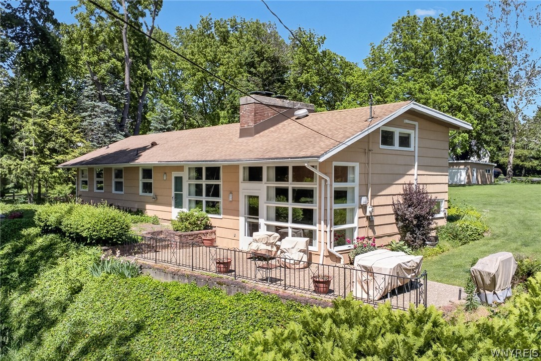 924 River Road Youngstown, NY 14174 - Photo 4 of 50