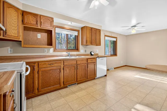 $199,900 | N1983 Evergreen Lane, Waupaca, WI 54981