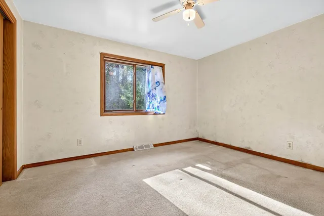 $199,900 | N1983 Evergreen Lane, Waupaca, WI 54981