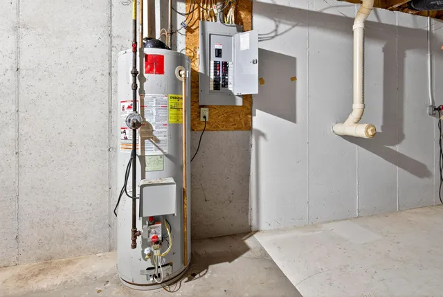 $199,900 | N1983 Evergreen Lane, Waupaca, WI 54981