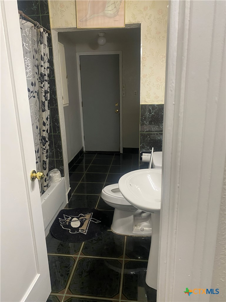 7334 Thurow Street Houston, TX 77087 - Photo 9 of 14