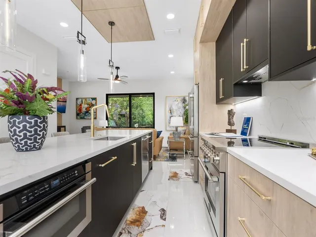 $995,000 | 152 Audubon Place, Sarasota, FL 34237