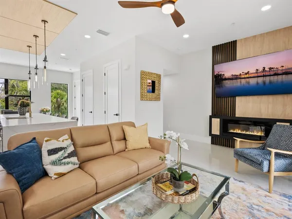 $995,000 | 152 Audubon Place, Sarasota, FL 34237