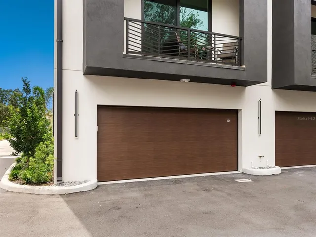 $995,000 | 152 Audubon Place, Sarasota, FL 34237