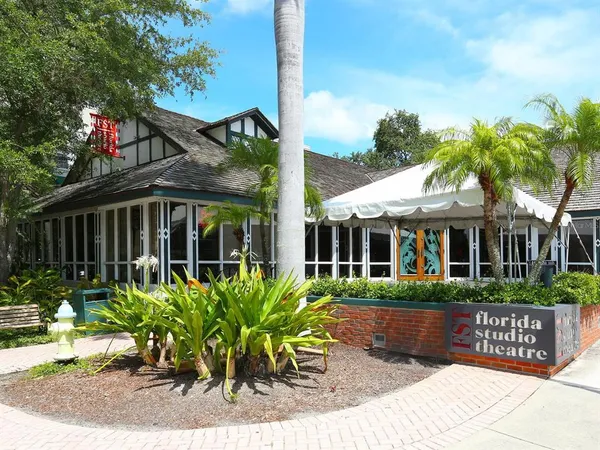 $995,000 | 152 Audubon Place, Sarasota, FL 34237