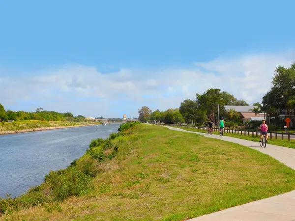 $995,000 | 152 Audubon Place, Sarasota, FL 34237