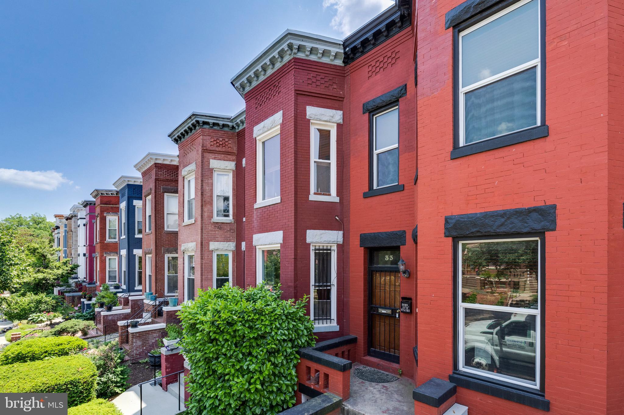 33 R Street Northeast, Unit A Washington, DC 20002 - Photo 2 of 33