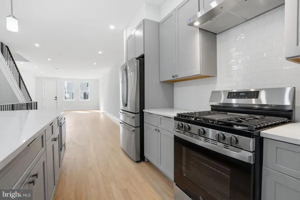 $5,000 | 222 Hermitage Street, Philadelphia, PA 19127