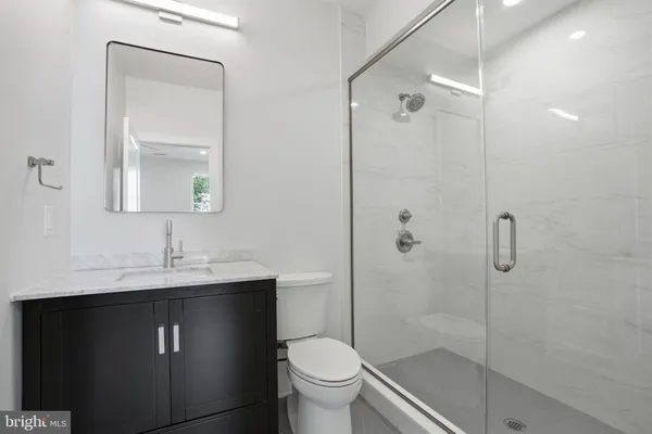 $5,000 | 222 Hermitage Street, Philadelphia, PA 19127