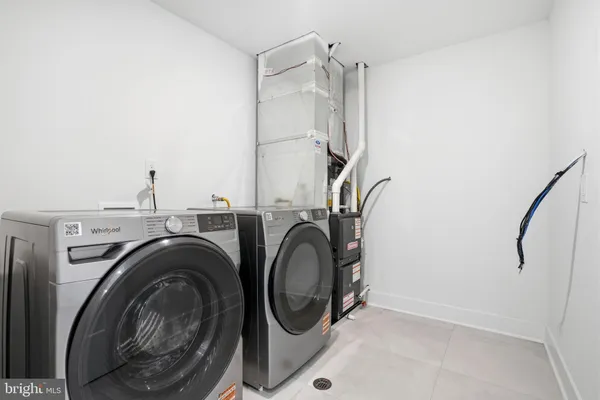 $5,000 | 222 Hermitage Street, Philadelphia, PA 19127