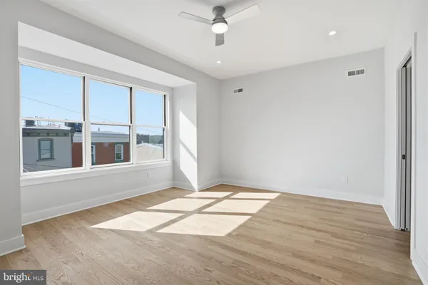 $5,000 | 222 Hermitage Street, Philadelphia, PA 19127