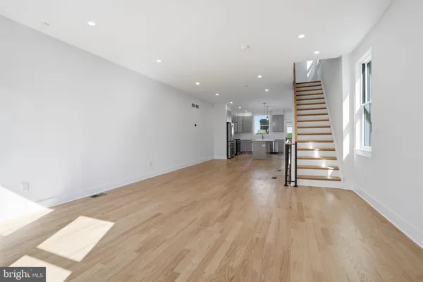 $5,000 | 222 Hermitage Street, Philadelphia, PA 19127