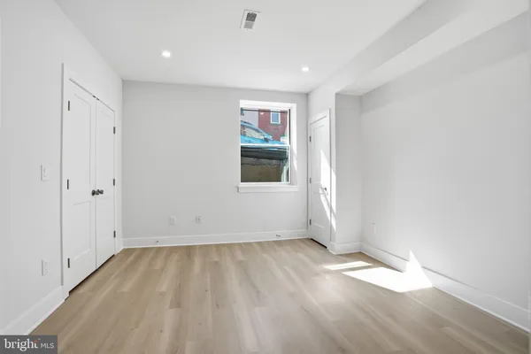 $5,000 | 222 Hermitage Street, Philadelphia, PA 19127