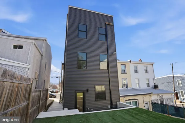 $5,000 | 222 Hermitage Street, Philadelphia, PA 19127