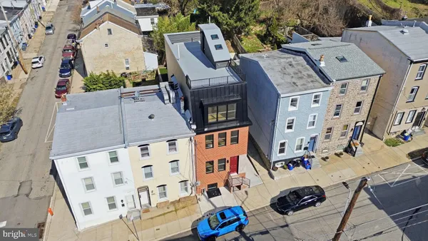 $5,000 | 222 Hermitage Street, Philadelphia, PA 19127