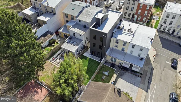 $5,000 | 222 Hermitage Street, Philadelphia, PA 19127