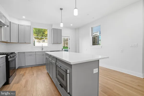 $5,000 | 222 Hermitage Street, Philadelphia, PA 19127