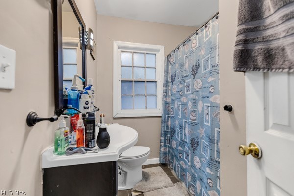 3654 Avalon Road, Unit 2 Cleveland, OH 44120 - Photo 9 of 36 Bathroom with toilet and vanity