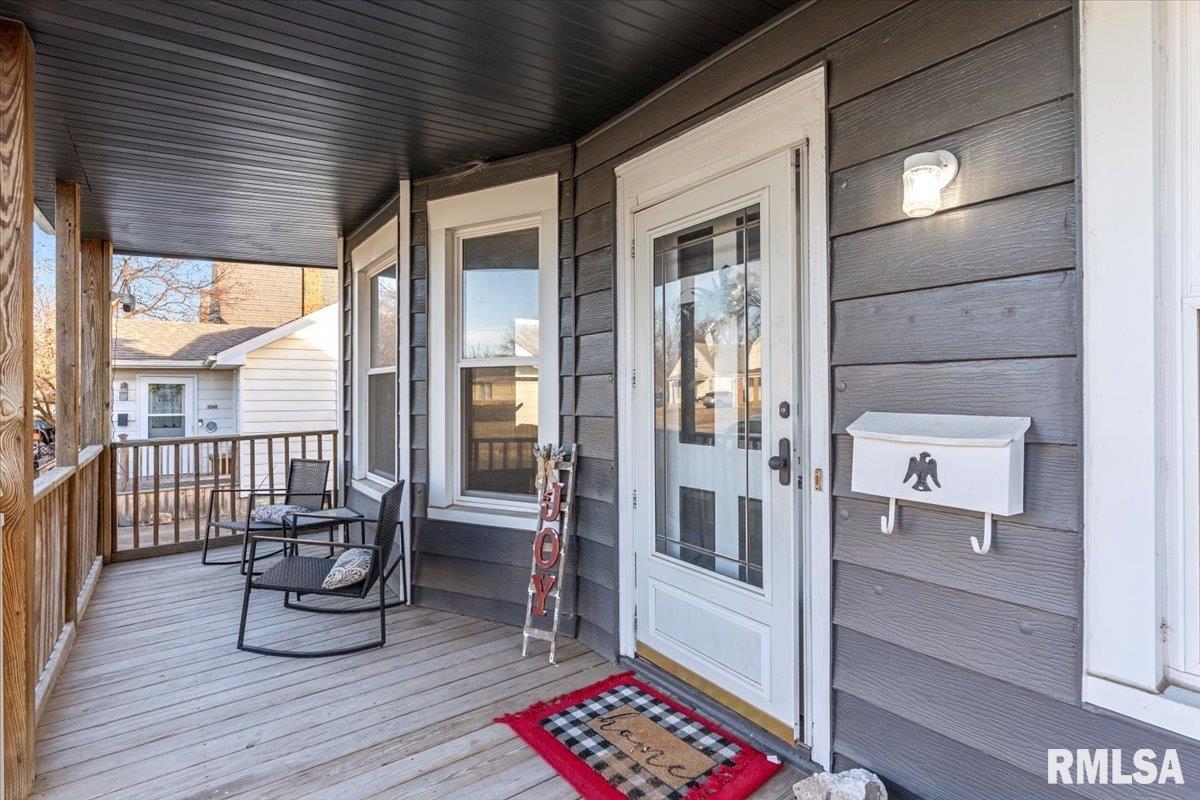 1058 West Elliott Avenue Springfield, IL 62702 - Photo 3 of 23