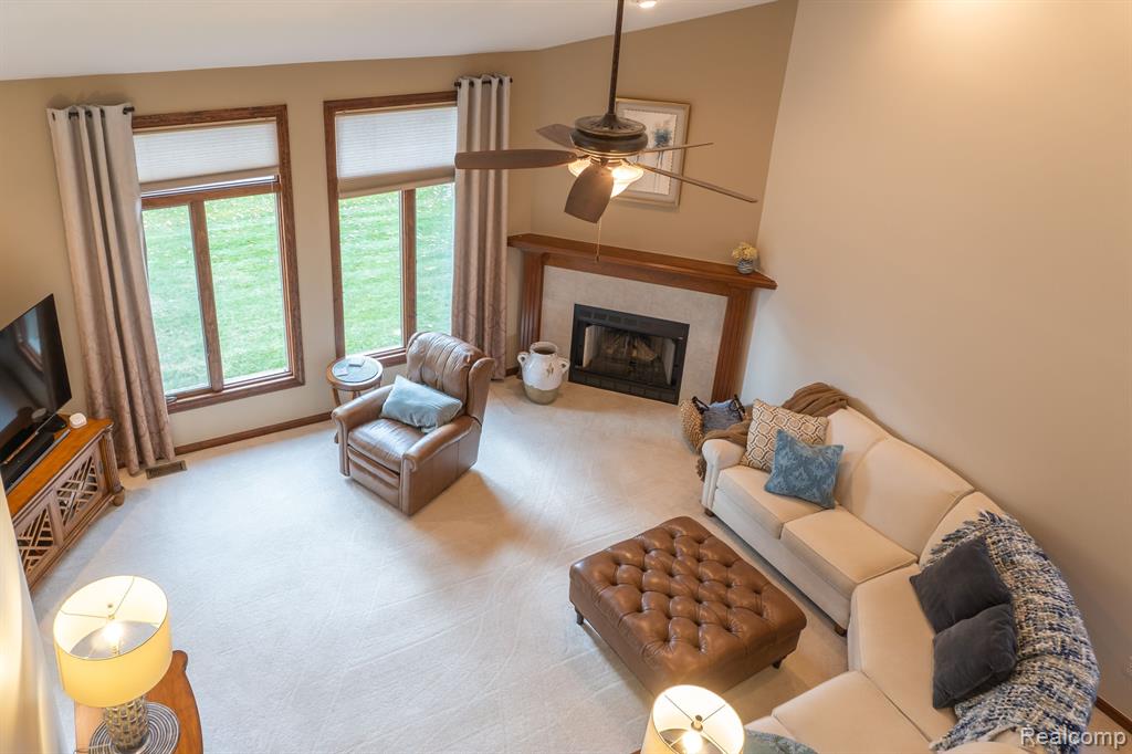 1058 Bloomview Circle Rochester, MI 48307 - Photo 15 of 64
