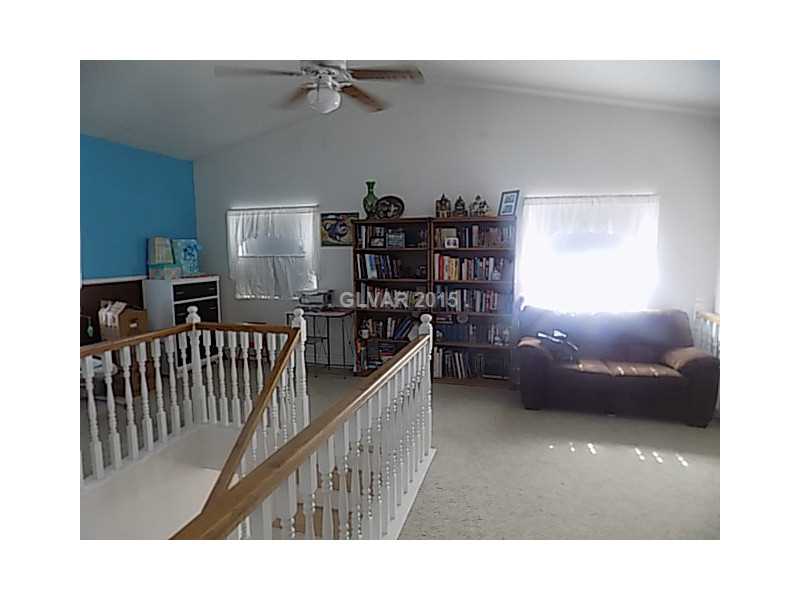 3195 Quaint Ranch Street Logandale, NV 89021 - Photo 13 of 19 Family Room.