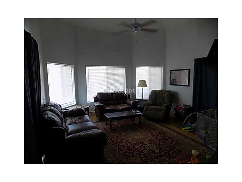 3195 Quaint Ranch Street Logandale, NV 89021 - Photo 5 of 19 Living Room.