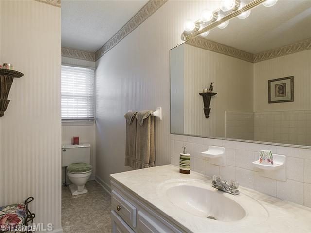 506 Shadybrook Road High Point, NC 27265 - Photo 14 of 16 Other Bath. Large Second Bath For 2 Guest Bedrooms
