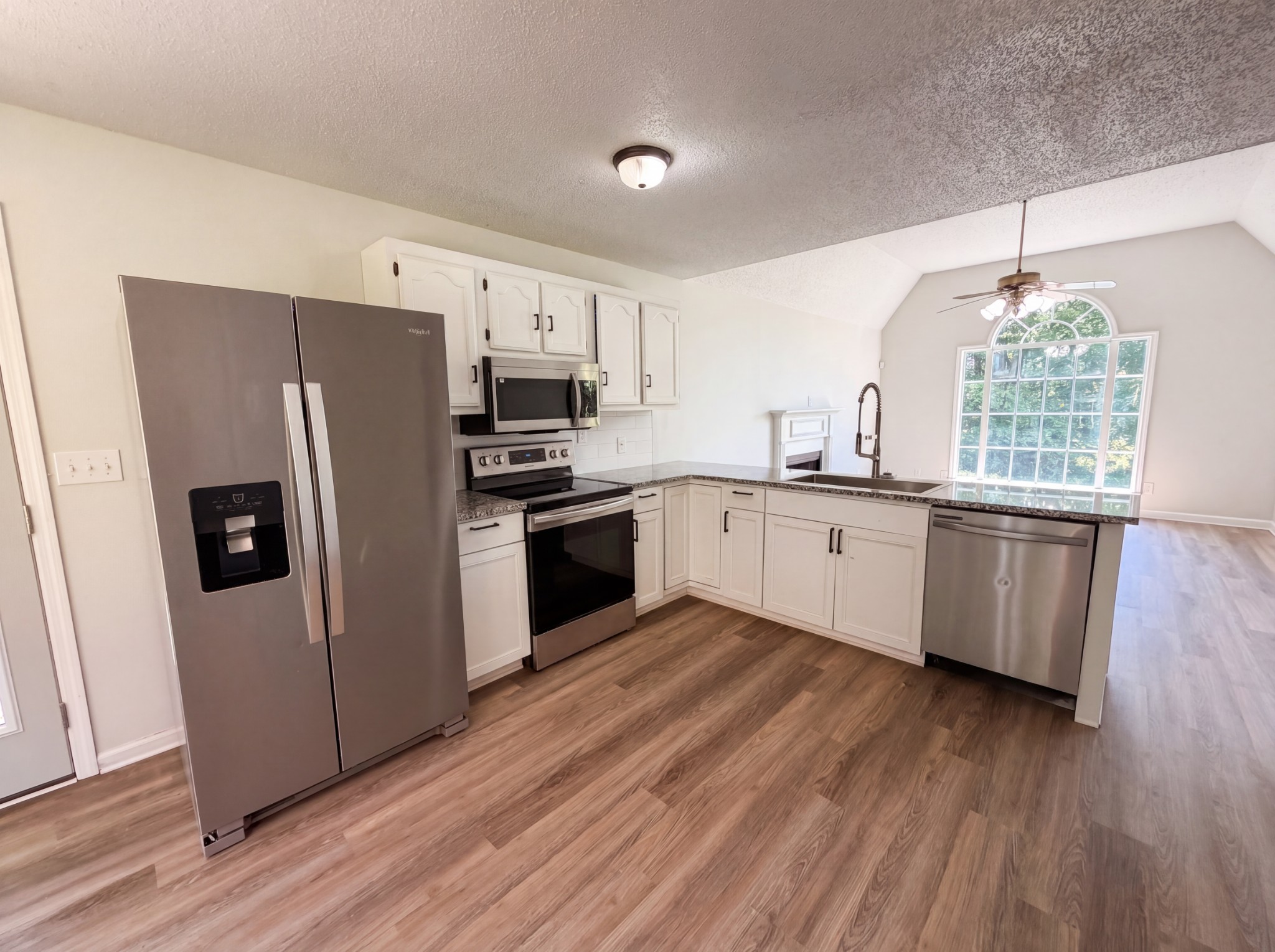 881 Salem Road Clarksville, TN 37040 - Photo 7 of 20 Gallery Image 7