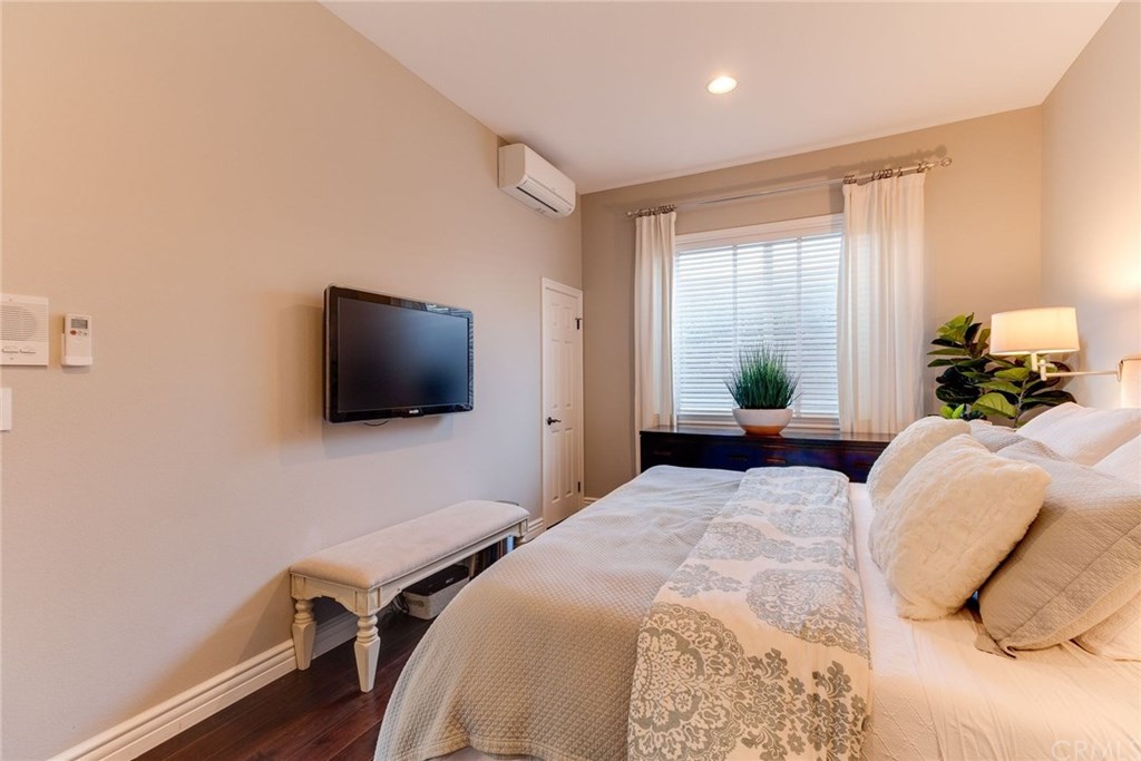 1127 6th Street Manhattan Beach, CA 90266 - Photo 24 of 60