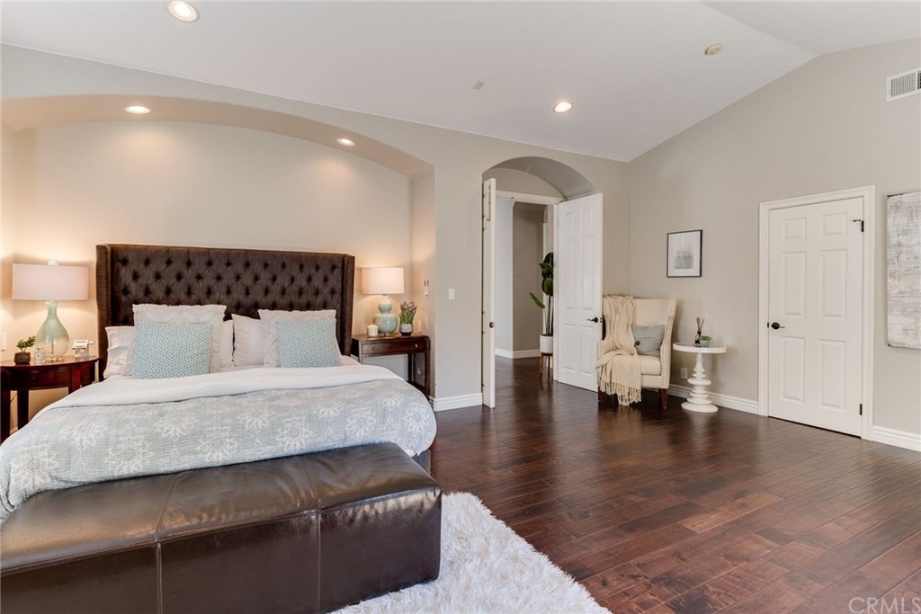 1127 6th Street Manhattan Beach, CA 90266 - Photo 28 of 60