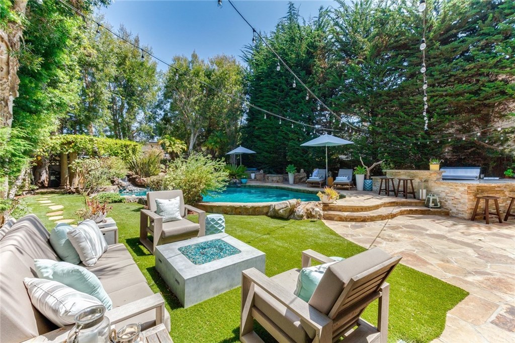 1127 6th Street Manhattan Beach, CA 90266 - Photo 49 of 60