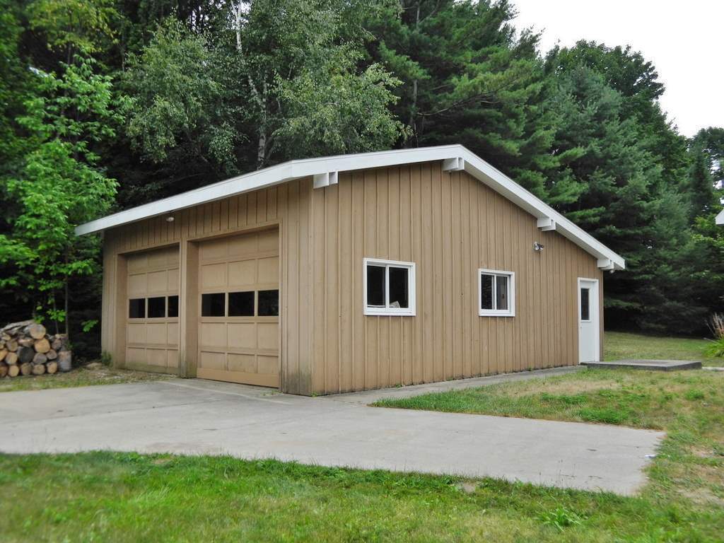 543 South Stony Point Road Suttons Bay, MI 49682 - Photo 8 of 27 1821979-7.JPG