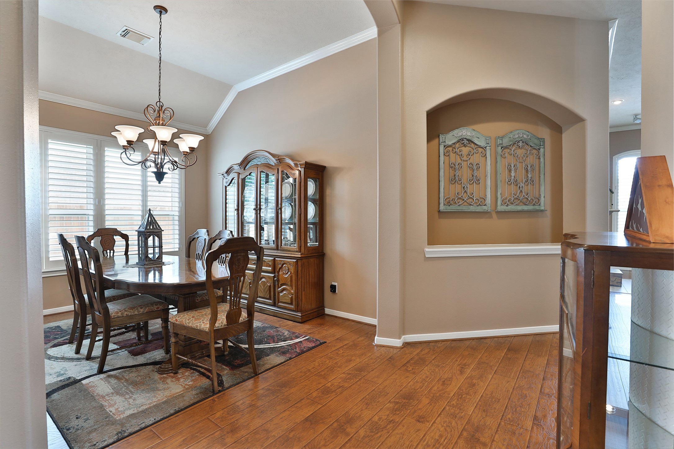 20519 Windrose Bend Drive Spring, TX 77379 - Photo 9 of 37 The entryway flows seamlessly into the formal dining room.