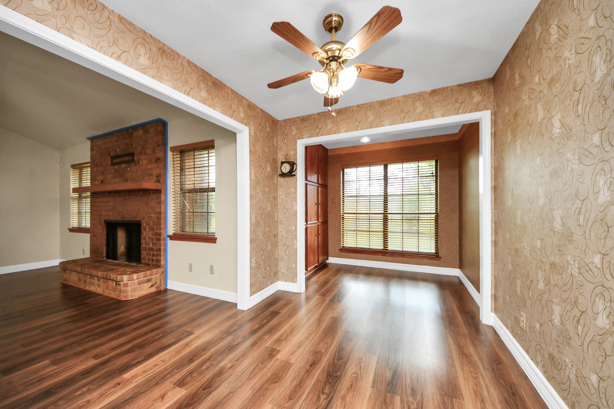8407 Kirchner Road Manvel, TX 77578 - Photo 14 of 37 Breakfast Area