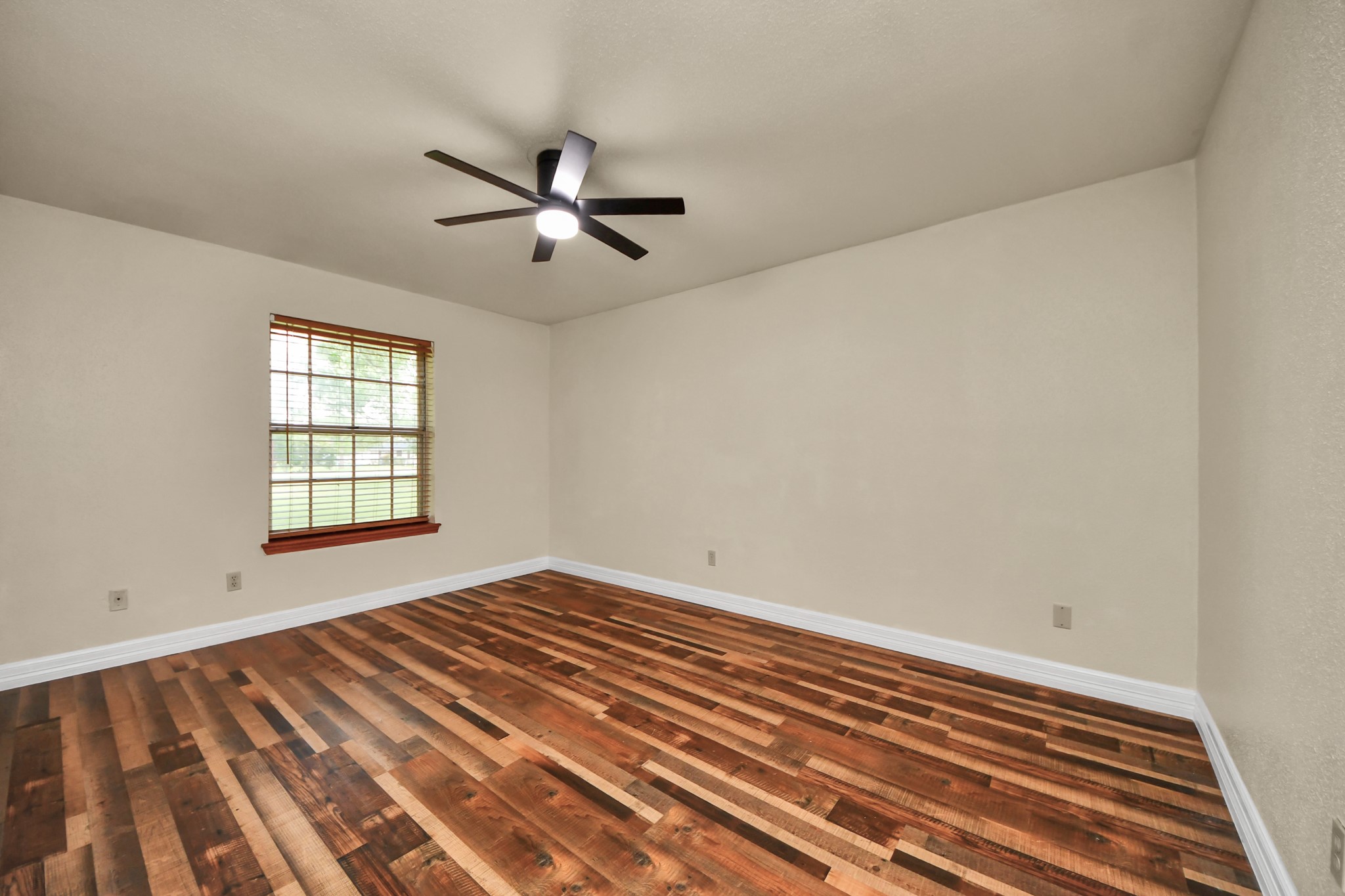 8407 Kirchner Road Manvel, TX 77578 - Photo 21 of 37 Bedroom 2