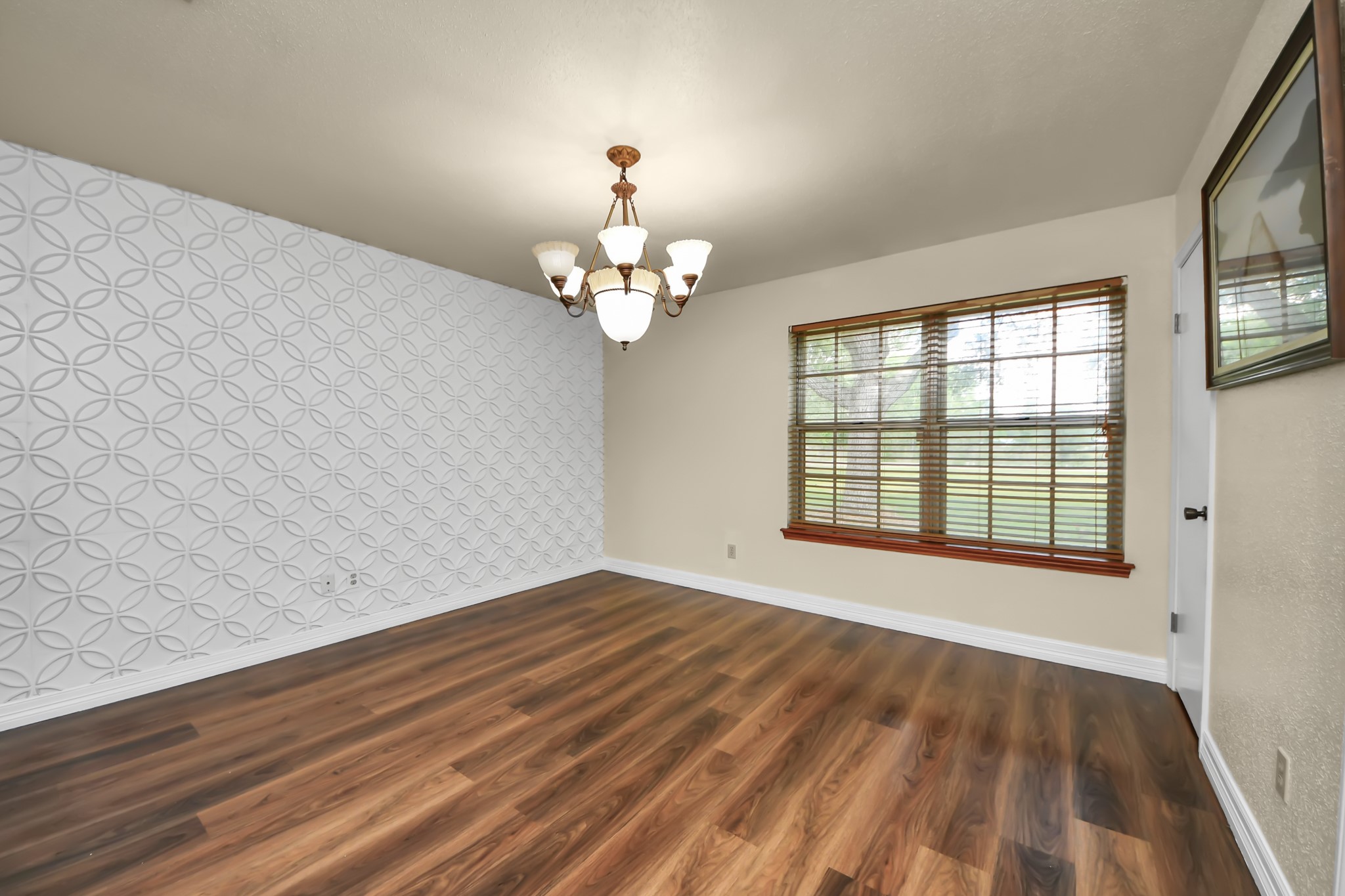 8407 Kirchner Road Manvel, TX 77578 - Photo 8 of 37 Dining