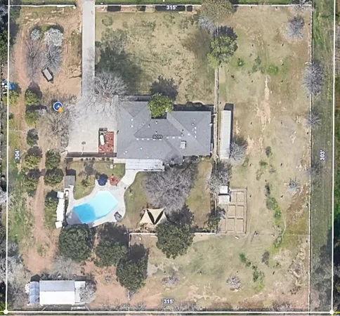 $1,048,000 | 8099 East Nees Avenue, Clovis, CA 93619