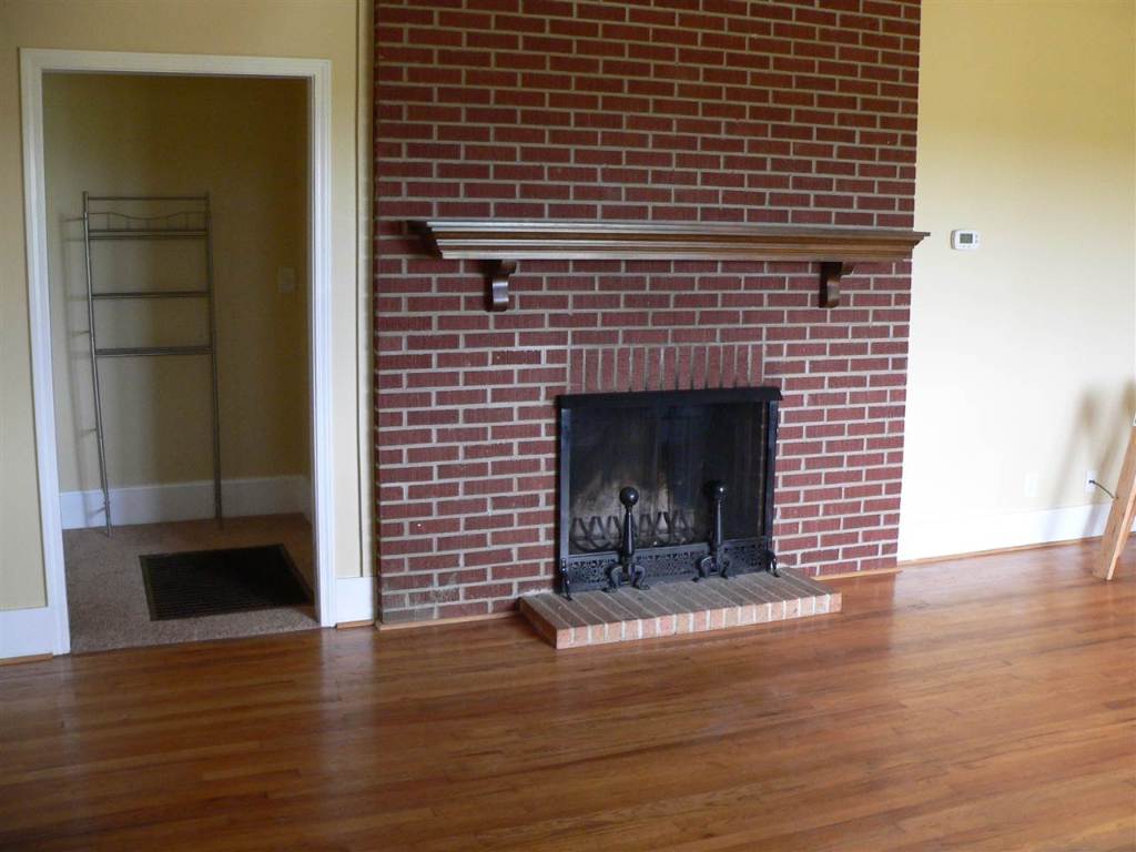 245 Lecroy Road Walhalla, SC 29691 - Photo 4 of 10 Gallery Image 4
