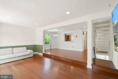 $405,000 | 8116 Mandan Terrace, Greenbelt, MD 20770